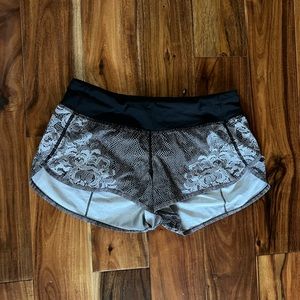 Lace speed shorts size 6